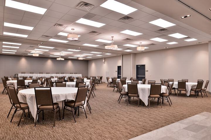 Country Inn & Suites by Radisson Ft. Atkinson, WI