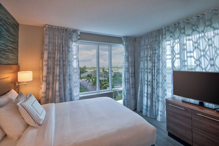 Room 27 of 45