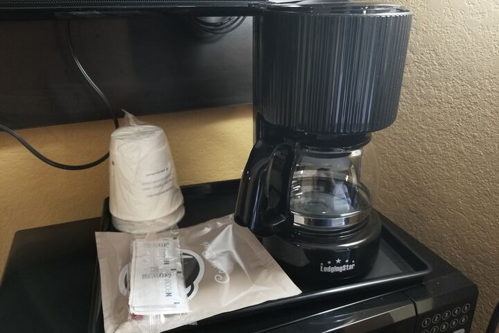 Breakfast/Coffee Service 21 of 27