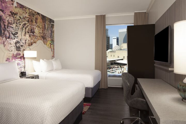 Room 26 of 35