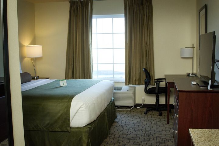 Cobblestone Inn & Suites – Soda Springs
