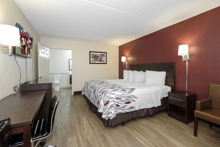 Room 19 of 28