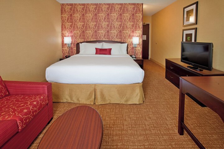 Room 22 of 47