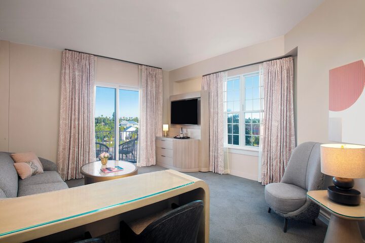Room 45 of 105
