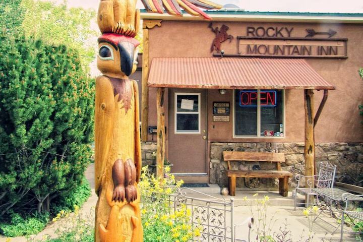 Rocky Mountain Inn