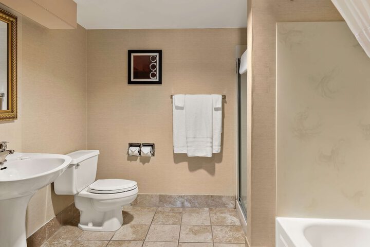 Room 15 of 30