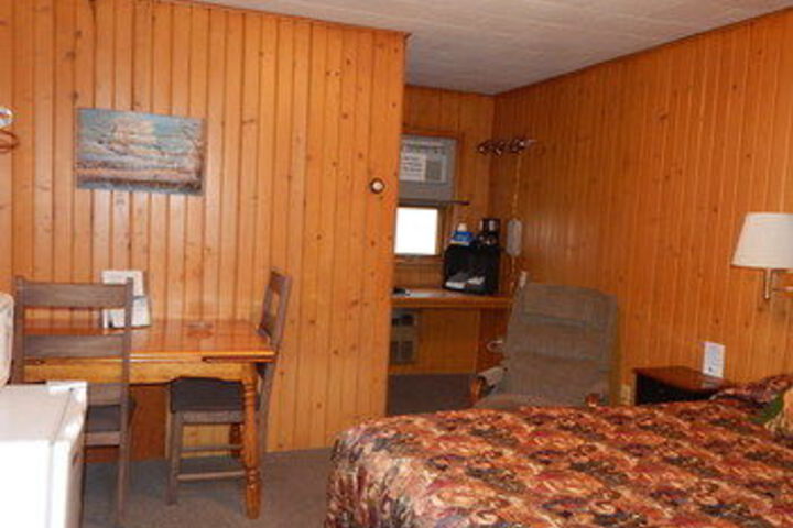 Brookside Motel