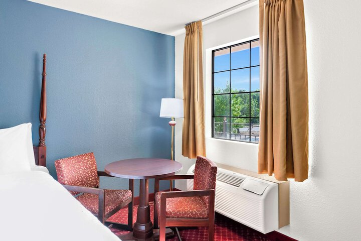 Room 57 of 73