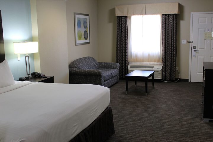 Room 20 of 35