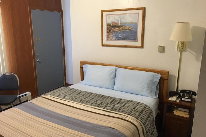 Coho Motel and Suites