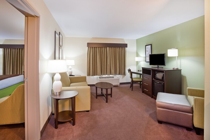 AmericInn by Wyndham Hartford SD