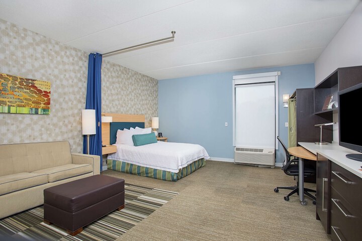 Room 18 of 34