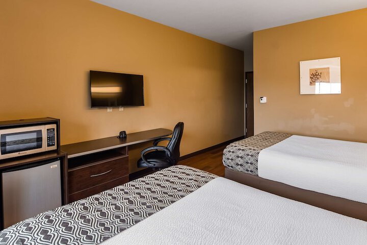 Room 17 of 27