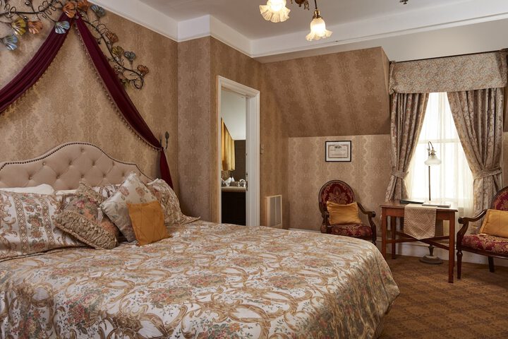 Room 56 of 75