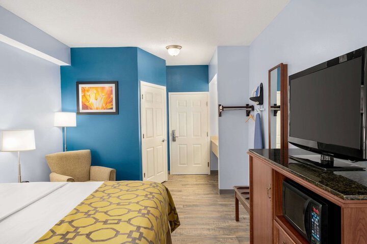 Baymont by Wyndham Henderson Oxford