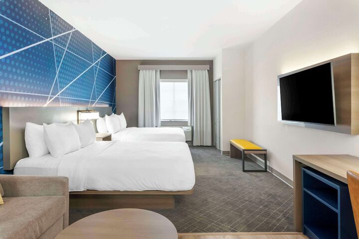 Room 8 of 29