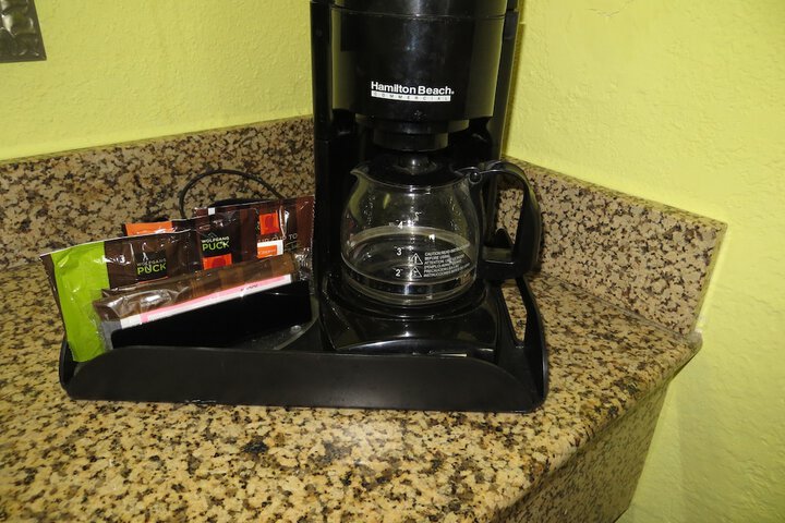 Breakfast/Coffee Service 67 of 110