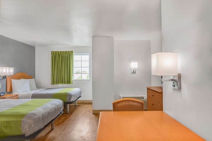 Studio 6 Opelika AL - Auburn Al