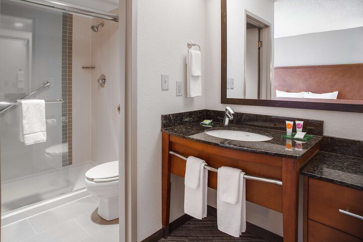 Room 9 of 21
