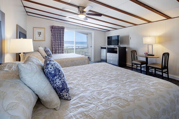 Alouette Beach Resort