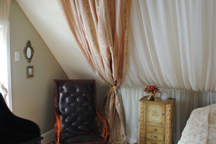 Room 28 of 41