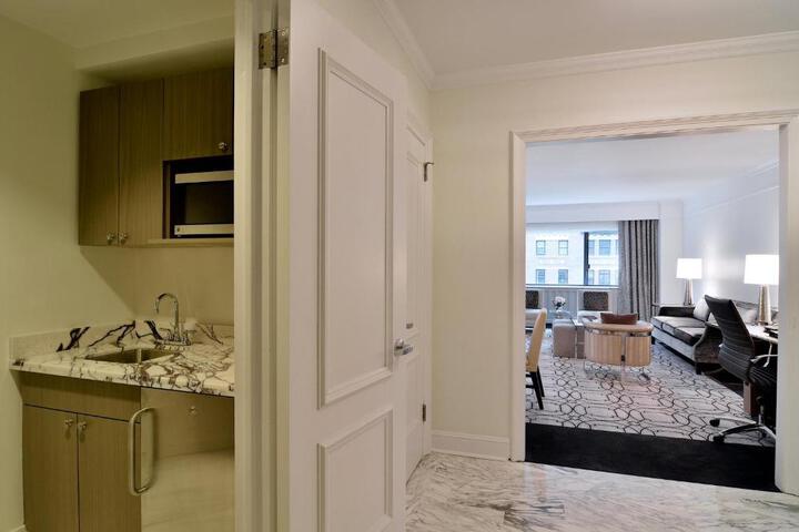 Loews Regency New York Hotel