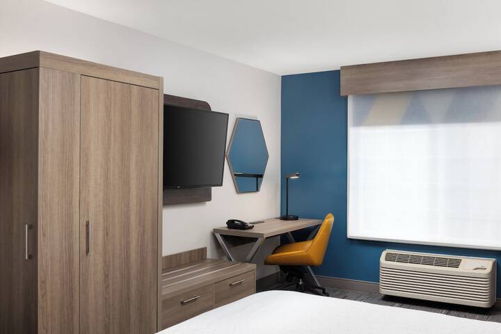 Room 75 of 120