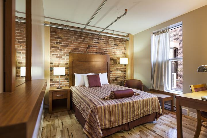 Room 45 of 62