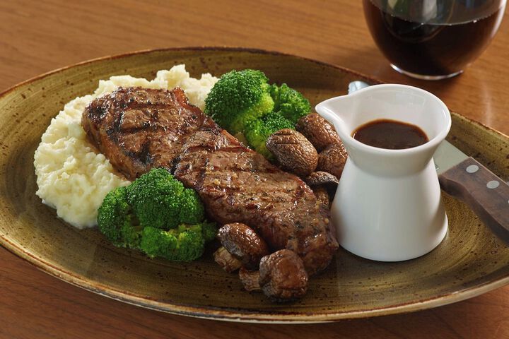 Dining 59 of 88