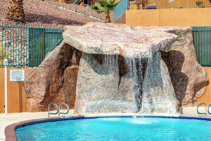 Highland Estates Condotel