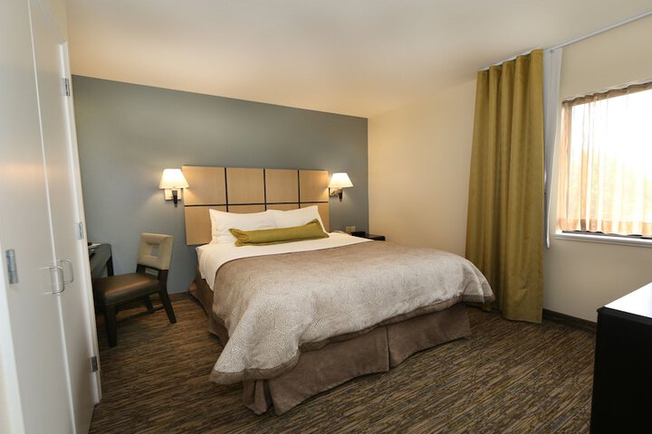 Candlewood Suites East Lansing by IHG