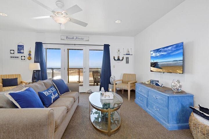 Beach House Inn & Suites