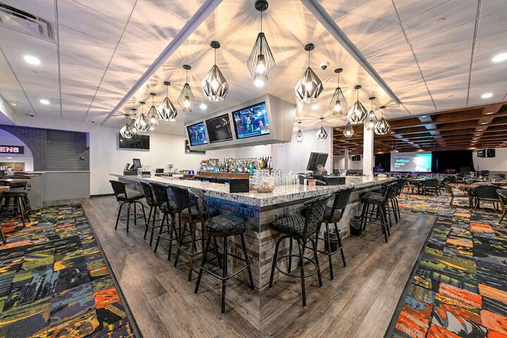 Service Plus Inn & Suites Grande Prairie