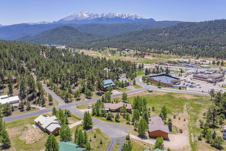 6bdmountain Getawayfire Placeminutes to Pikes Peak & Charis