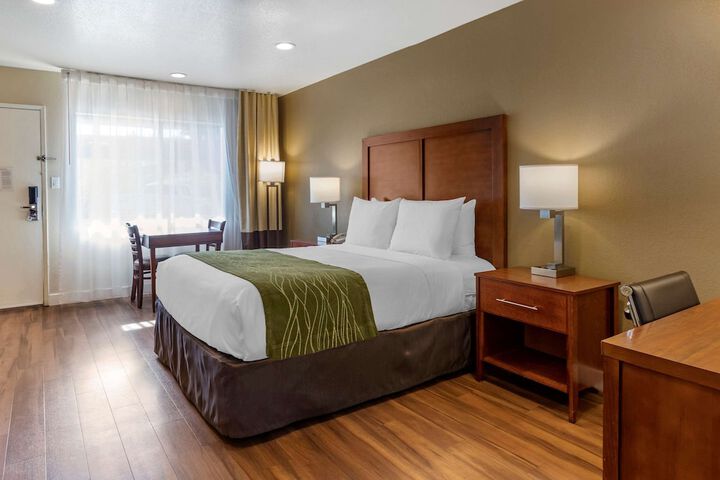 Room 21 of 55