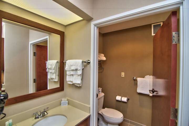 Room 16 of 63
