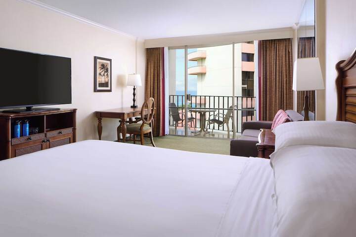 OUTRIGGER Waikiki Beach Resort