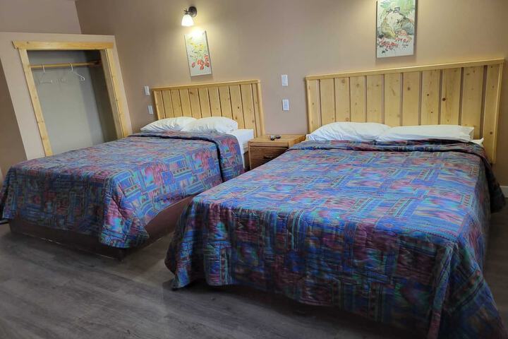 Room 8 of 24
