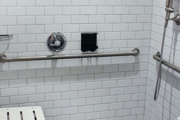 Room 15 of 68