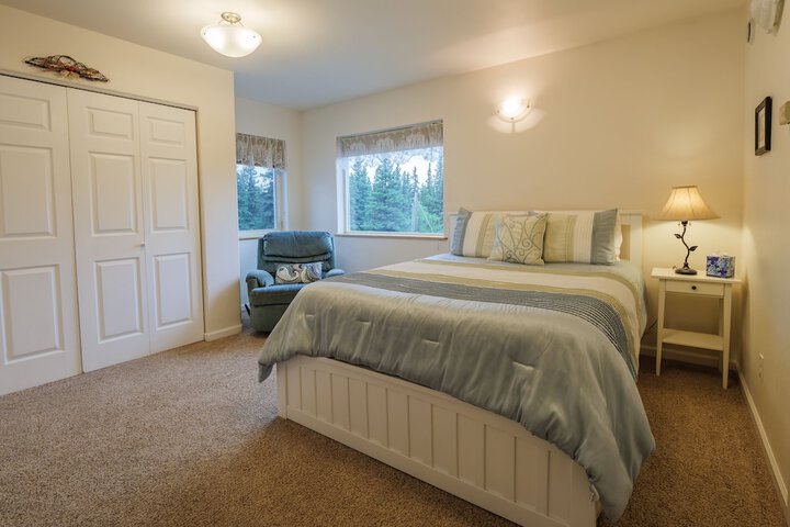Denali Primrose B & B