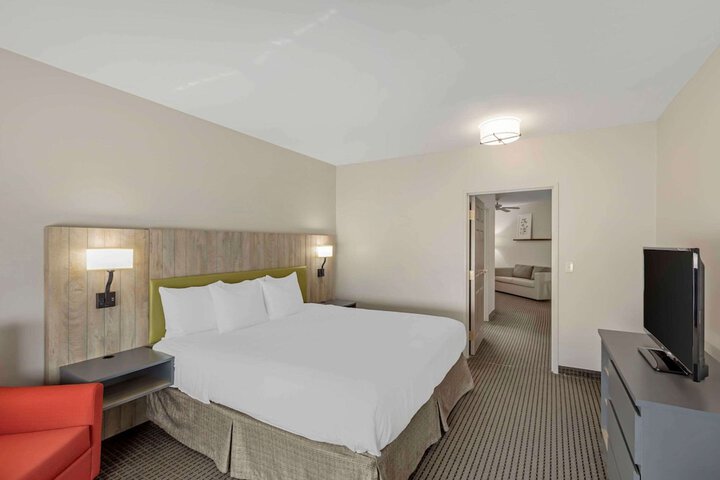 Room 29 of 37