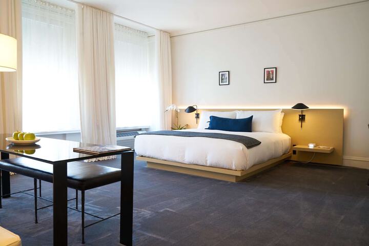 Room 46 of 99