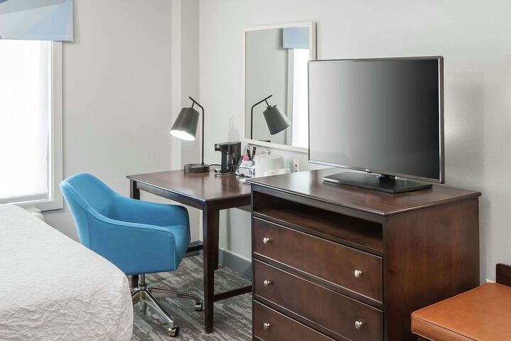 Room 21 of 42