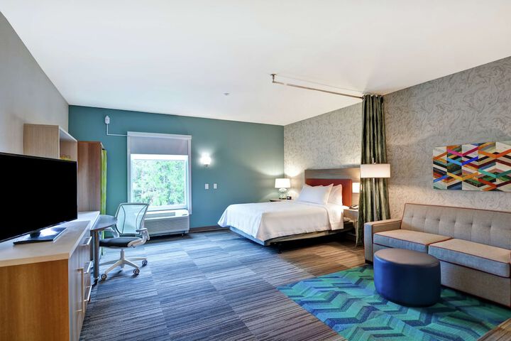 Room 28 of 43