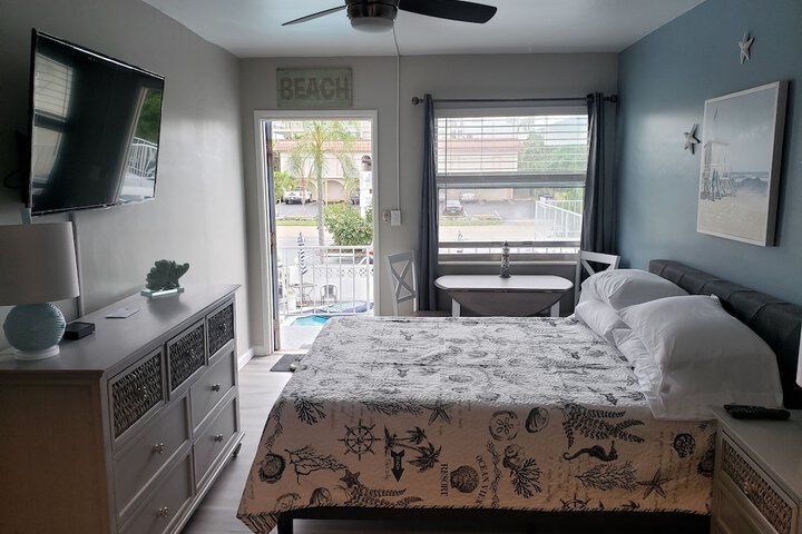 Room 25 of 72
