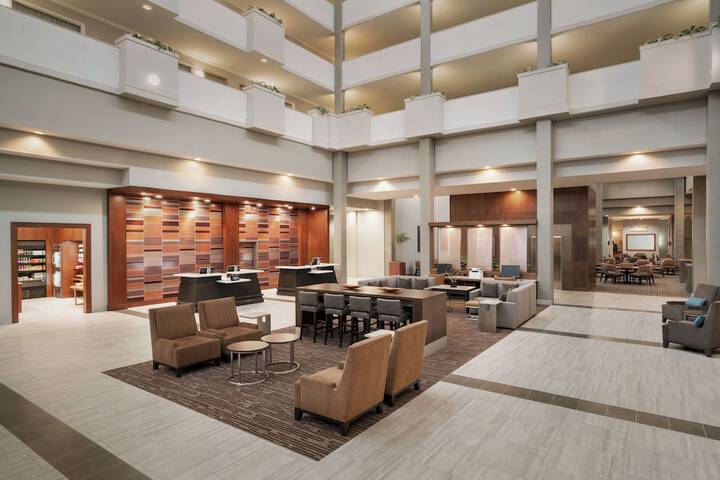 Hotel Interior 7 of 39
