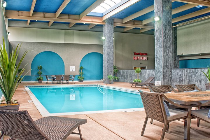 Holiday Inn Niagara Falls State Park Entry by IHG