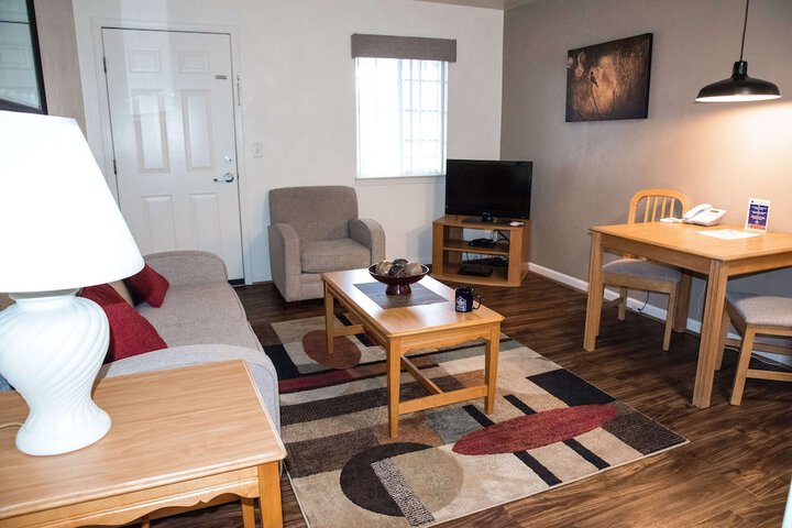 Room 43 of 72