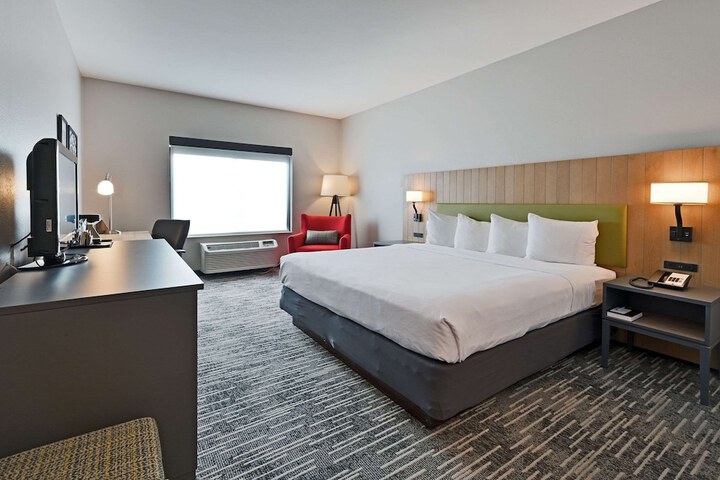 Country Inn & Suites by Radisson Bloomington-Normal Airport, IL