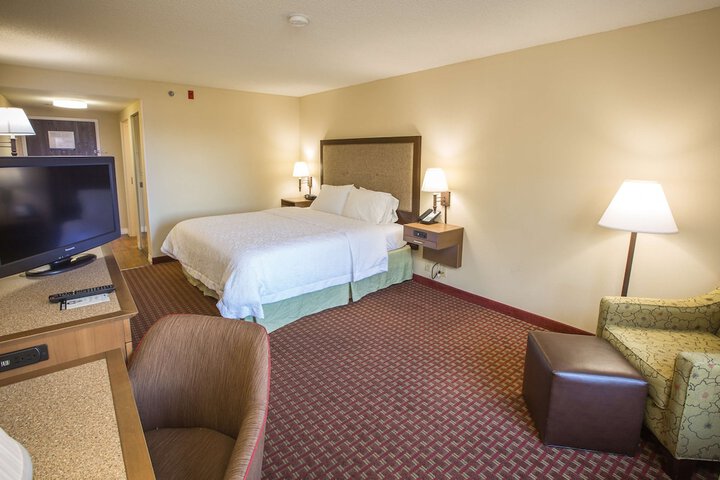 Room 14 of 33